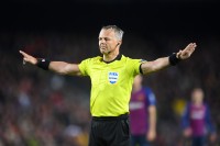 «Самый богатый рефери в мире». Что нужно знать о судье финала Евро-2020 Куйперсе