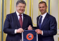 Петро Порошенко привітав Чеферіна з призначенням на посаду Президента УЄФА