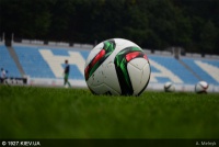 «Динамо» впевнено перемагає «Десну»