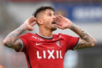 Претендент на Премію Пушкаша: бразилець забив дивовижний гол у Японії – відео карколомного удару