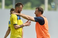 Новости сборной Украины: к коллективу присоединились Ярмоленко и Макаренко