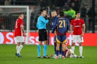 «Досі відчуваю його лікоть». Гравець АЗ розповів, як переніс удар Довбика