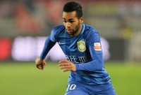 Румунські ЗМІ: зарплата Алекса Тейшейри - 11 мільйонів євро в рік, але у «Цзянсу Сунін» немає грошей на екіпіровку. ФОТО