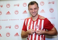 «Олімпіакос» підсилився досвідченим захисником