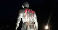 На пам'ятнику Роналду написали «Мессі»
