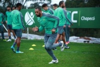 Про життя в Україні та атмосферу в «Шапекоенсе»: відверте інтерв'ю з екс-гравцем «Дніпра» Дугласом