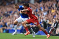 Англійська преса залишилася задоволена грою Миколенка в дербі з «Ліверпулем»