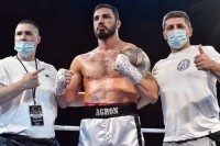 «Я не відчуваю своєї провини»: боксер, який завдав Ф'юрі розсічення, висловився з цього приводу