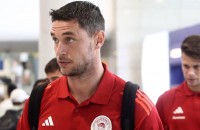 Яремчук провів перший офіційний матч за «Олімпіакос»