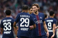 Забарний з перемоги дебютував у Парижі – ПСЖ без Луїса Енріке обіграв «Ланс» попри шалену кількість травм