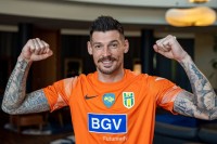 Футбольний клуб «Полісся» повідомив про підписання досвідченого голкіпера Дениса Бойка