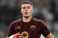 Культовий клуб націлився на Довбика. Відома сума трансферу