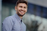 Потужна підтримка від Нідерландів: Левченко зібрав кошти на понад 250 генераторів для України