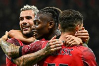 «Мілан» переконливо обіграв «Лаціо», «Наполі» розгромив «Лечче»