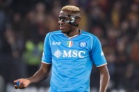 Довбика не буде? «Челсі» готові почекати до літа та підписати топ-нападника