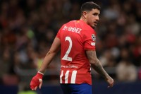 Футболіст «Атлетико» після заміни вдарив кулаком у стіну та зламав руку