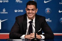 Суд визнав ПСЖ винним у психологічному тиску на Бен-Арфа. Клуб заплатить близько 100 тисяч євро