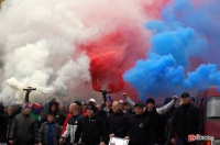 Заговориш російською  - «ruska kurwa»,​​ заговориш українською – «śmierć bandera» 