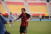 Экс-динамовец поразил новогодним нарядом