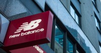 З офіційного сайту New Balance прибрали посилання на російський портал з переліку регіонів 