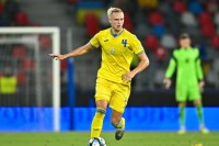 Клуб Чемпіоншипу хоче підписати гравця збірної України. Це не Калюжний