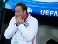 Збірна Росії звільнила головного тренера