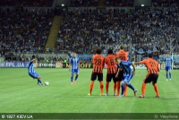 Так хто все-таки порадує маму?