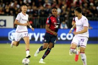 «Фіорентина» вирвала перемогу в «Кальярі» на 90+12 хвилині у перенесеному матчі