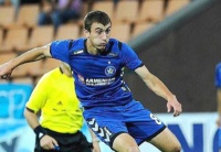 «Сталь» підписала двох вірменських виконавців