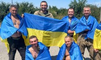 Більше двох десятків українських воїнів повернулося додому з полону – серед них є офіцери