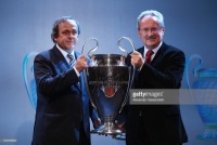 Платини против VAR: «Деньги можно потратить иначе. Отдать детям, чтобы играли в футбол»