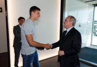 Лунін прокоментував свій перехід в «Реал», похвалившись фото з Пересом