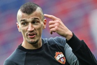 Батько Єрьоменка: «Роман готується повернутися в футбол»