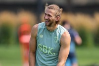 Забарний провів перемовини з ПСЖ щодо Сафонова. Відомий результат