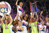 «Ліон» розгромив «Вольфсбург» у фіналі жіночої Ліги чемпіонів у Києві