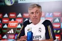  Карло Анчелотті: «Хто вийде завтра в стартовому складі — Лунін чи Кепа? Я ще не вирішив»