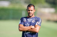 Старейший среди полевых игроков в топ-лигах Европы завершил карьеру в 43 года