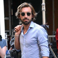 Реакція дівчат на моду футболістів