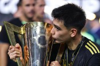 Вражає. 16-річний вундеркінд обігнав Ламіна Ямаля та Пеле