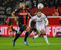 ​«Байєр» розгромив «Айнтрахт» і збільшив відрив від другого місця в Бундеслізі