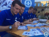 Федецький, Олійник та інші гравці «Дармштадту» прийняли участь в автограф-сесії 