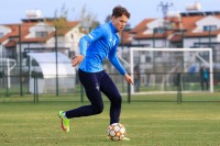 «Динамо» продовжує укладати нові контракти з молоддю - на черзі 19-річний універсал та 17-річний нападник