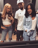 Динамівці: життя за межами поля