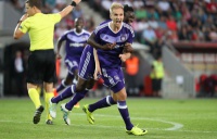 Напруга на передматчевій прес-конференції збірної Польщі та красива дівчина Теодорчика