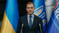 Шевченко розповів на кого має рівнятися УАФ у своїй роботі: іноземна легенда «Мілану» готова допомогати Україні