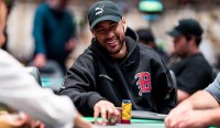 Неймар зіграв на чемпіонаті світу з покеру, бездарно спустивши чималу суму