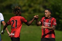 Незвичайні кольори. «Мілан» презентував третю форму