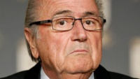 Президент FIFA Блаттер не подорожує, бо боїться арешту