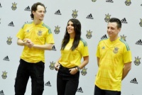 Посол збірної України про фанатів: бісять пісні про Путіна