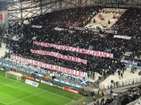 Фанати «Марселя» влаштували крутий перформанс, привертаючи увагу до стану справ у команді